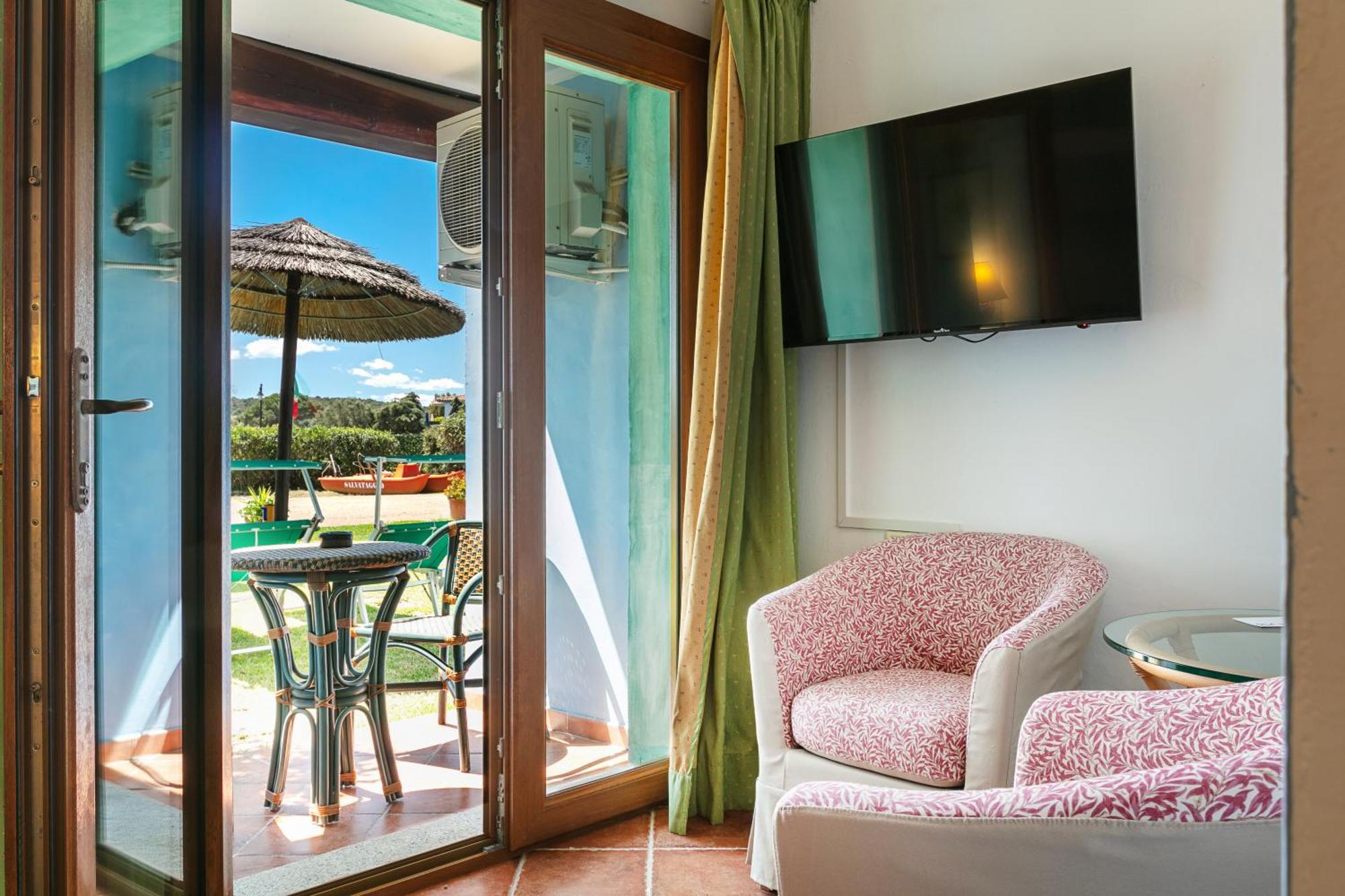 Hotel Stefania Boutique Hotel By The Beach Olbia Cameră foto